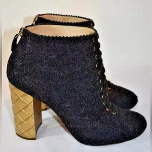 Pre owned Rare Authenic Chanel tweed wool round toe  blueish grey 41